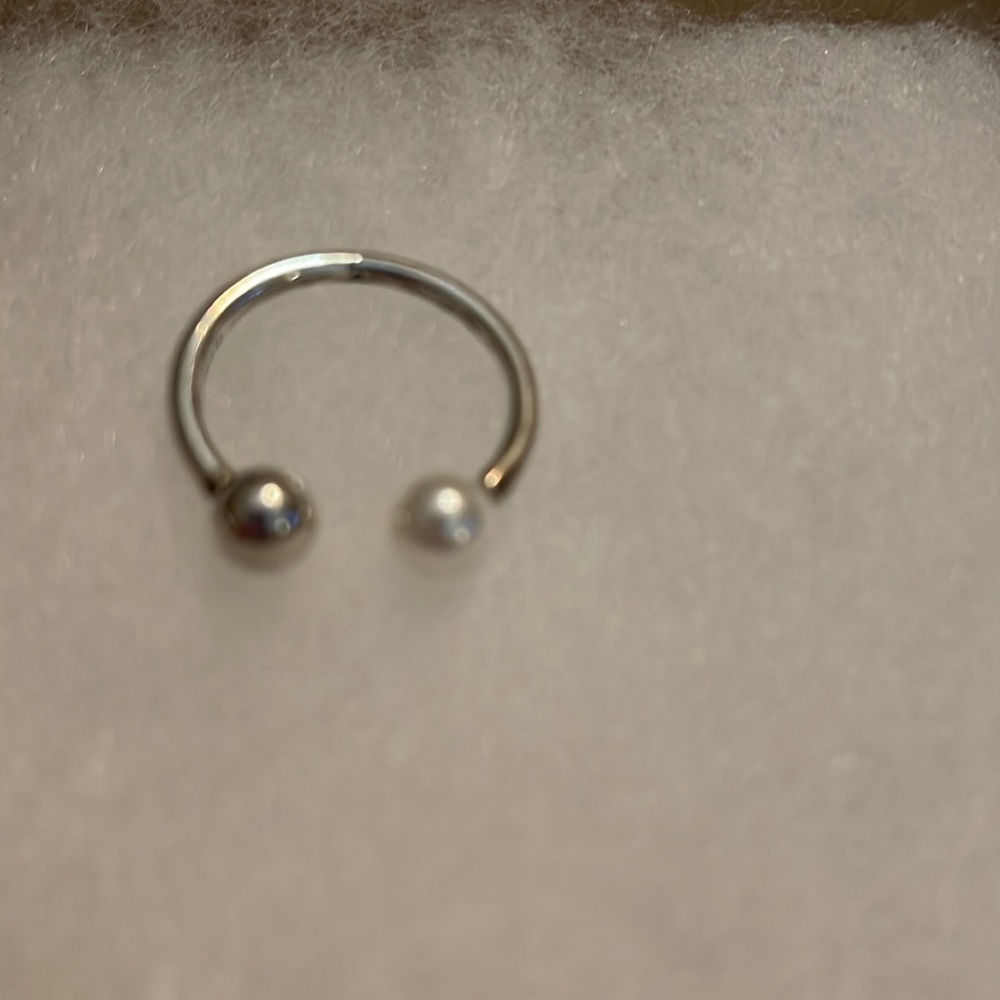 Sterling silver Pandora ring